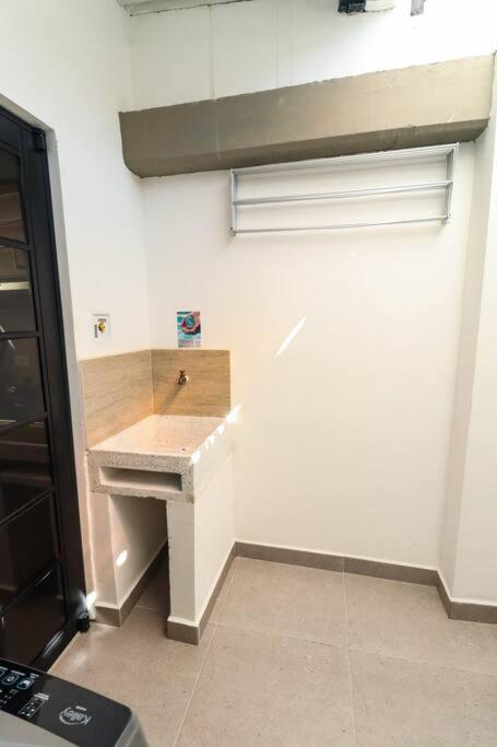 Apartamento Amoblado En Carepa Cerca Al Aeropuerto エクステリア 写真