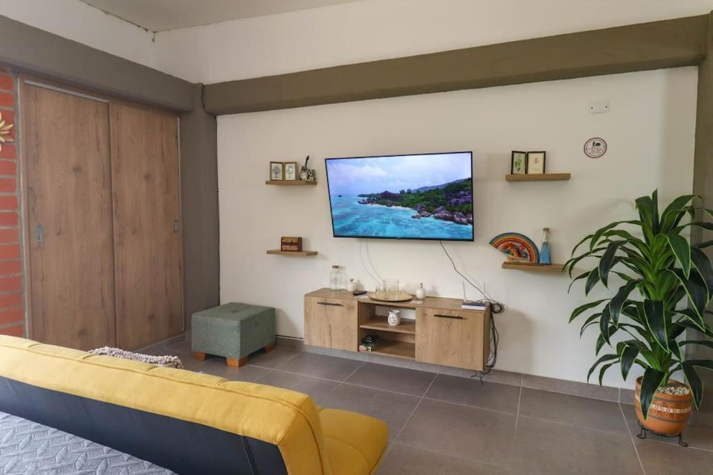 Apartamento Amoblado En Carepa Cerca Al Aeropuerto エクステリア 写真