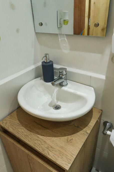 Apartamento Amoblado En Carepa Cerca Al Aeropuerto エクステリア 写真
