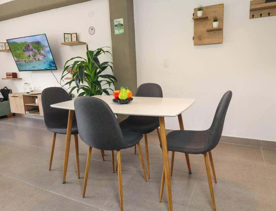 Apartamento Amoblado En Carepa Cerca Al Aeropuerto エクステリア 写真